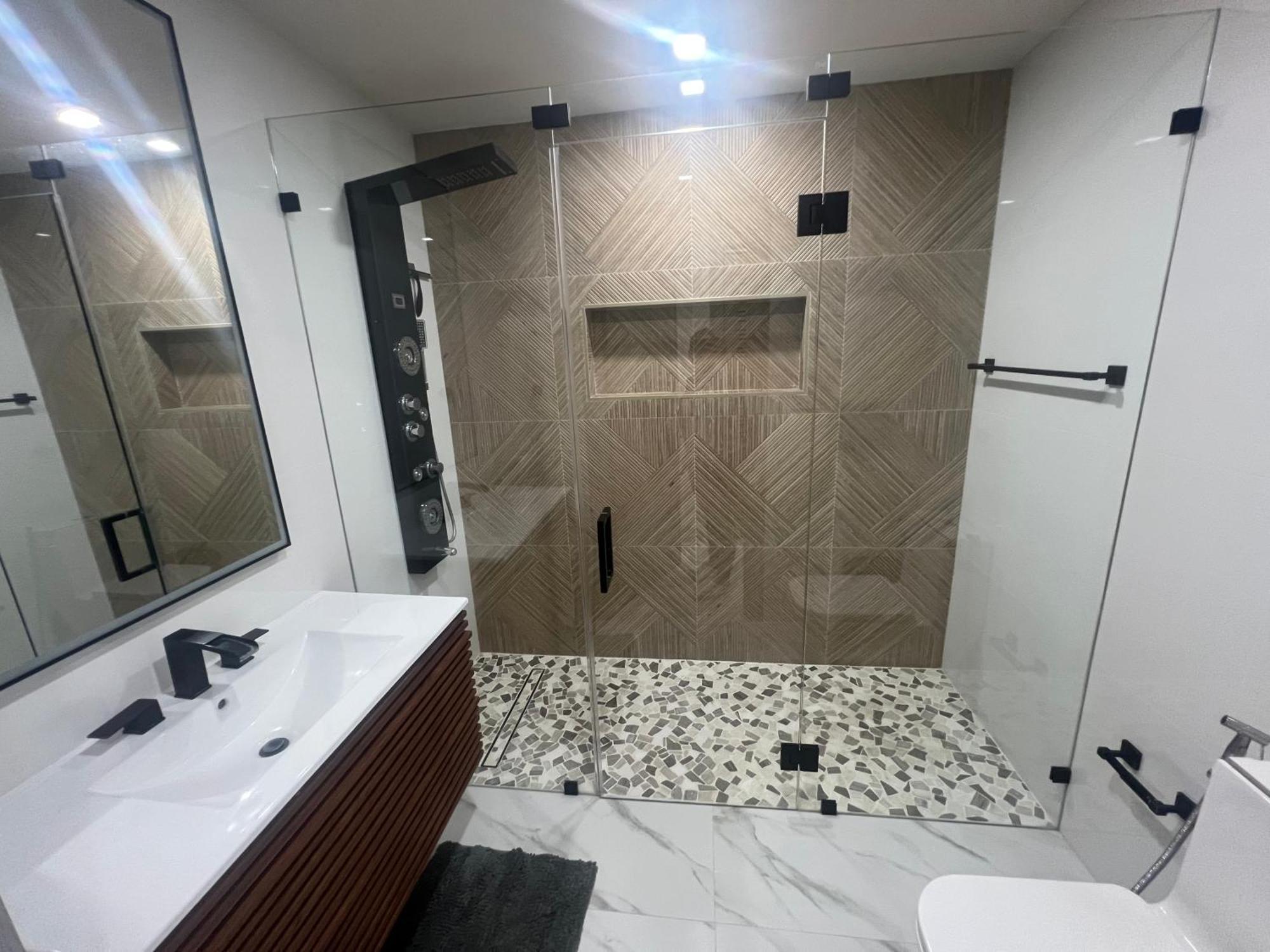 Pousada New! Upscale Modern Waterfront 3br 3ba Miami
