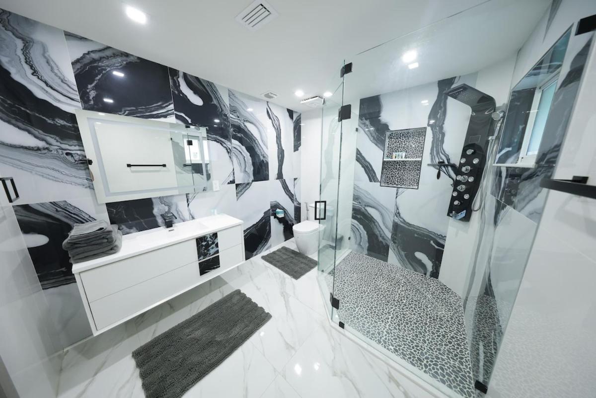 Pousada New! Upscale Modern Waterfront 3br 3ba *