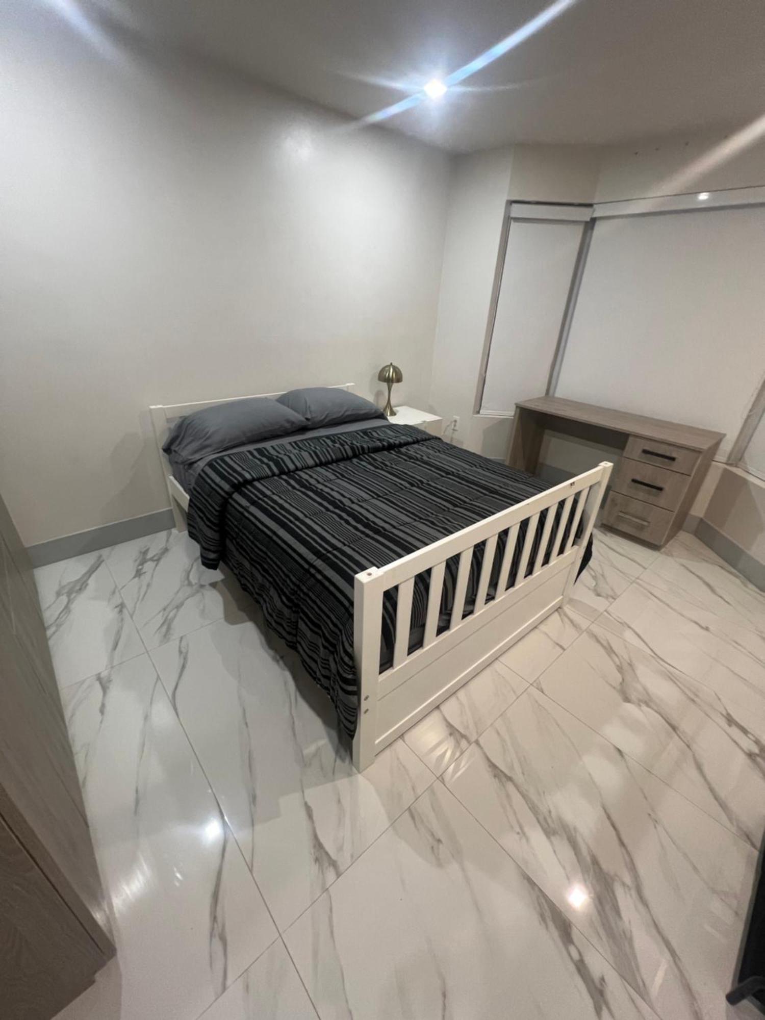 New! Upscale Modern Waterfront 3br 3ba Miami