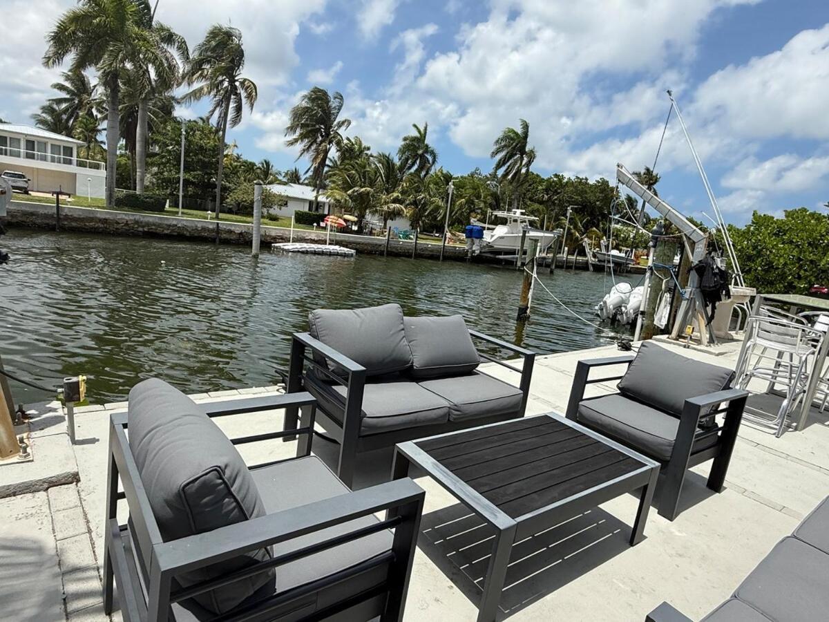 Villa New! Upscale Modern Waterfront 3br 3ba Miami